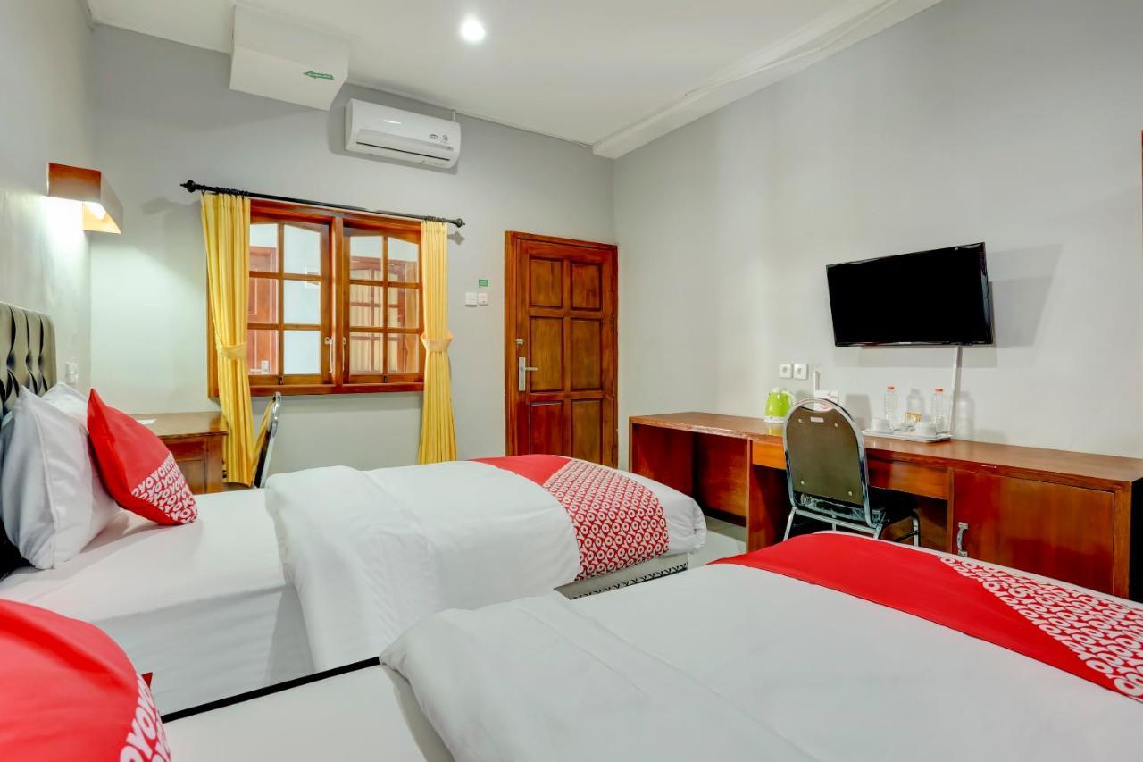 Oyo 90089 Hotel Satria Syariah Denpasar  Luaran gambar